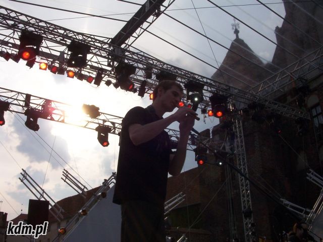 12203724.jpg
